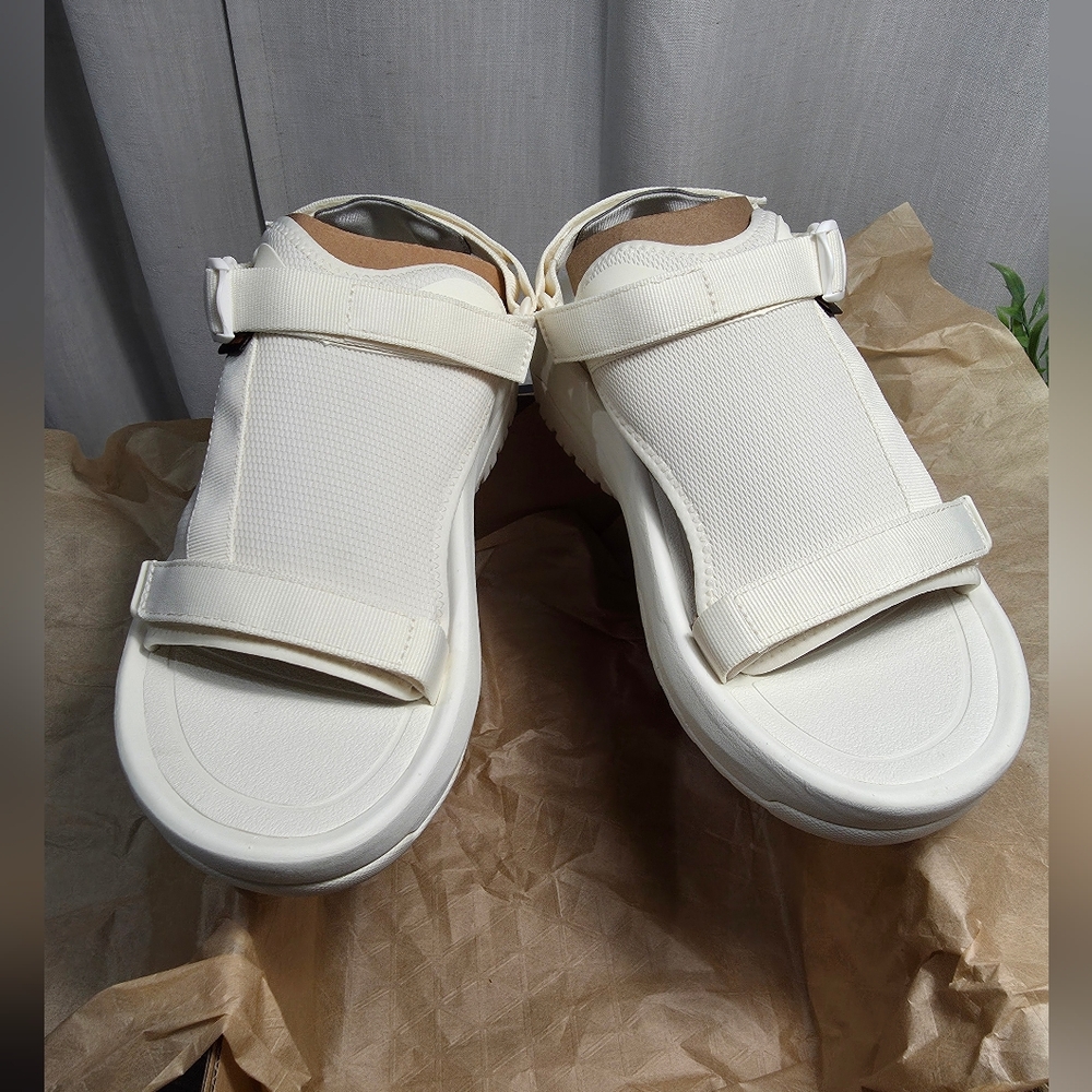 NIB TEVA White Hurricane Ampsole Volt Sandals Shoes 14W 12M - Picture 2 of 5